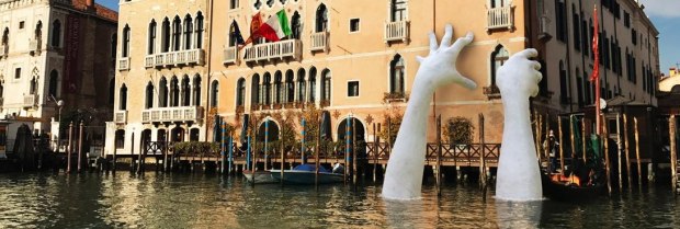 Venice-Biennale-Lorenzo-Quinn-2017